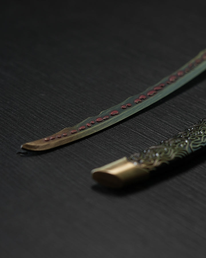 Meteoric Ore Blade